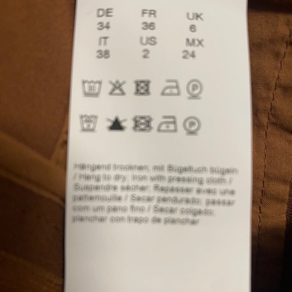 Boss dress pants in tobacco gold with self belt and pleated front-Size 2 - Picture 3 of 5